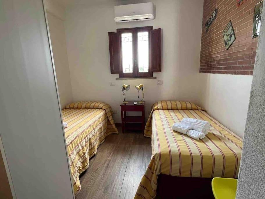 Kamyhouse Una Tranquilla Struttura Nel Verde Villa Naples Luaran gambar