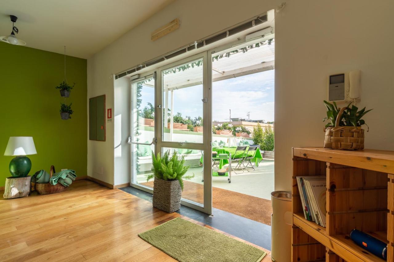 Kamyhouse Una Tranquilla Struttura Nel Verde Villa Naples Luaran gambar