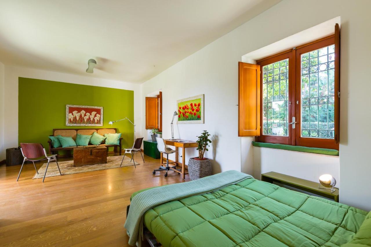 Kamyhouse Una Tranquilla Struttura Nel Verde Villa Naples Luaran gambar